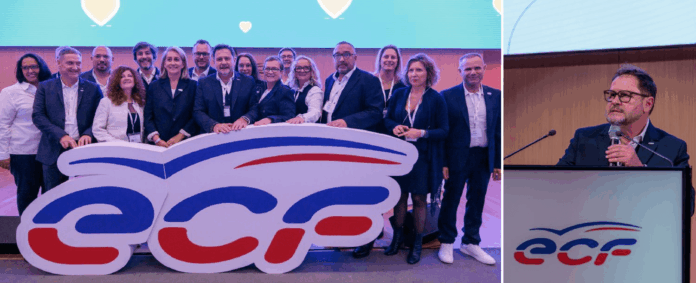 Patrick Mirouse, entouré du bureau national et des responsables régionaux ECF